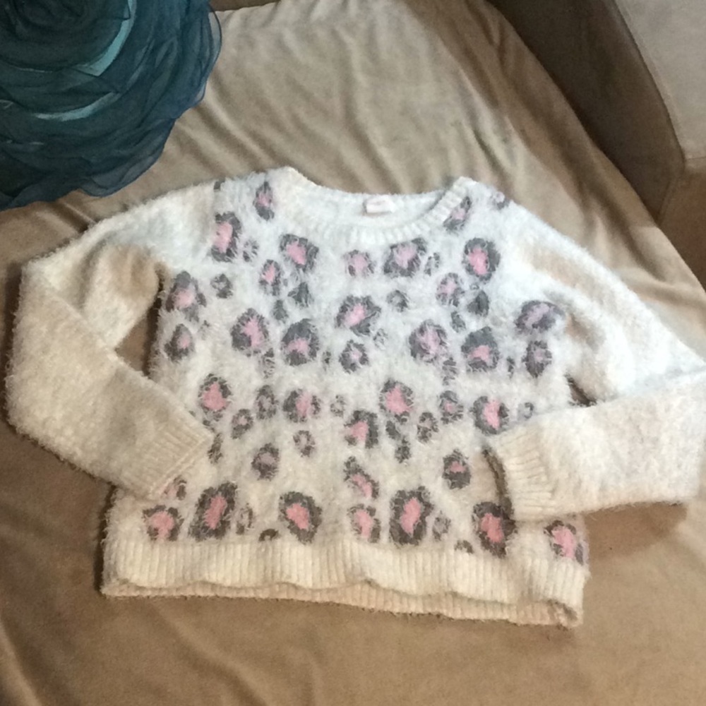 Circo leopard sweater